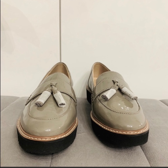 *SOLD* Naturalizer leather platform loafers tassel - Picture 10 of 16